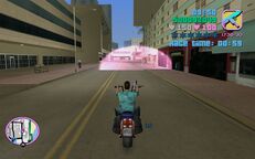Tommy Vercetti about to go through the corona.