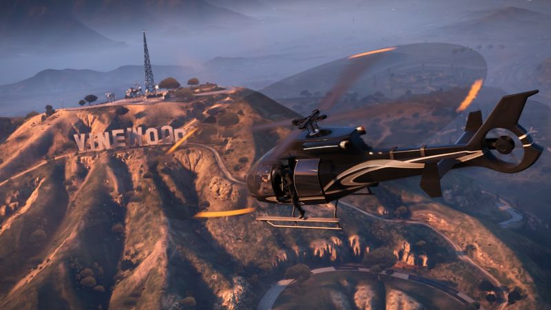 File:Helicopter-GTAV-Vinewood.jpg