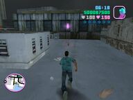 Tommy Vercetti about to collect the first stash.