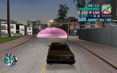 Tommy Vercetti heading to a checkpoint in Washington Beach.