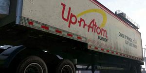 Up-n-AtomBurger-GTAV-trailer-firsttrailer.jpg